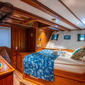 Cabin thumbnail 3