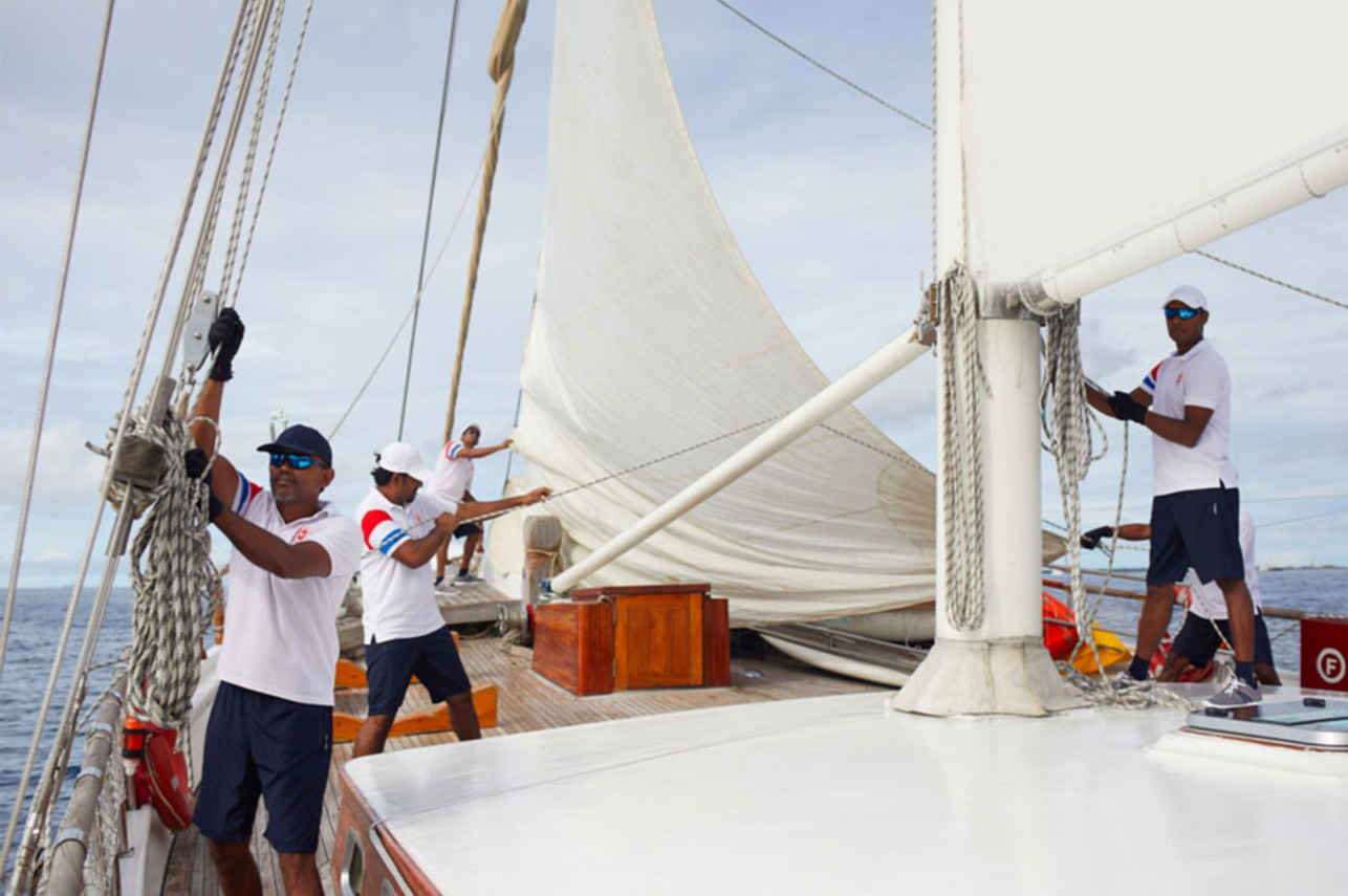 Pearl 111 Liveaboard