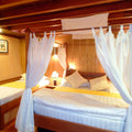 Cabin thumbnail 2