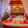 Cabin thumbnail 2