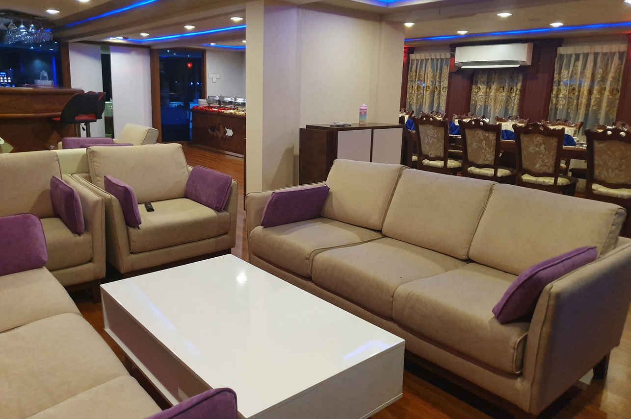 Princess Sara Liveaboard
