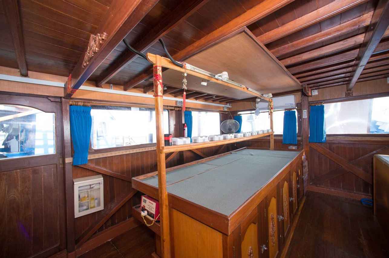 Raja Ampat Explorer