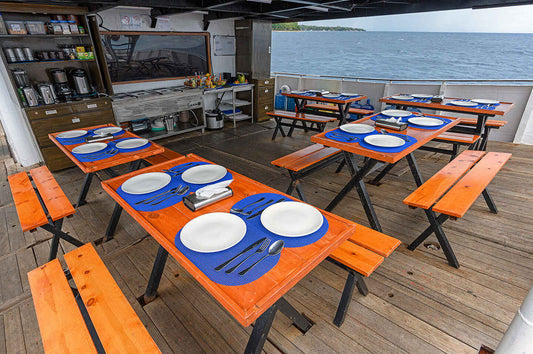 Resolute Liveaboard
