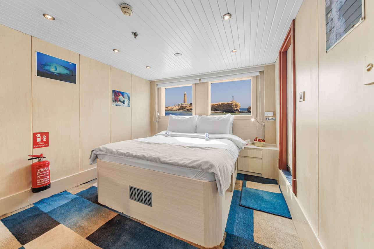 Royal Evolution Liveaboard