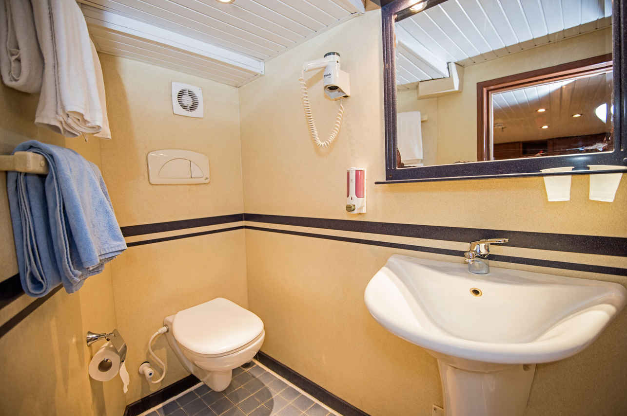 Royal Evolution Liveaboard