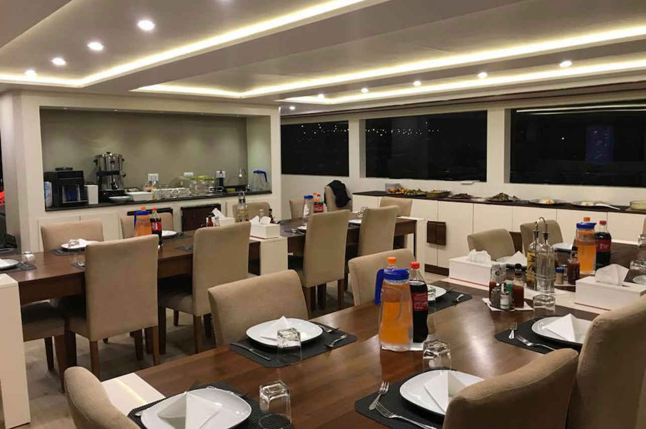 Sea Friend Liveaboard