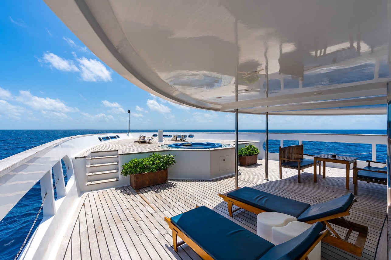 Seafari Explorer 2
