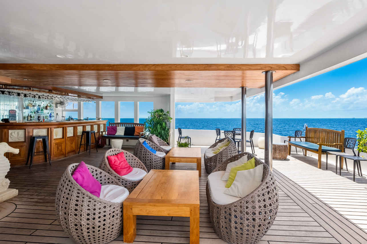 Seafari Explorer 2