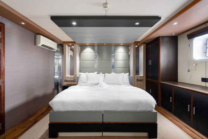 Seafari Explorer 2