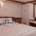 Cabin thumbnail 3