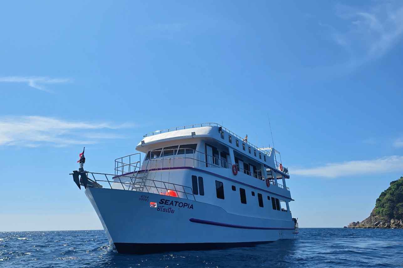 Seatopia Liveaboard
