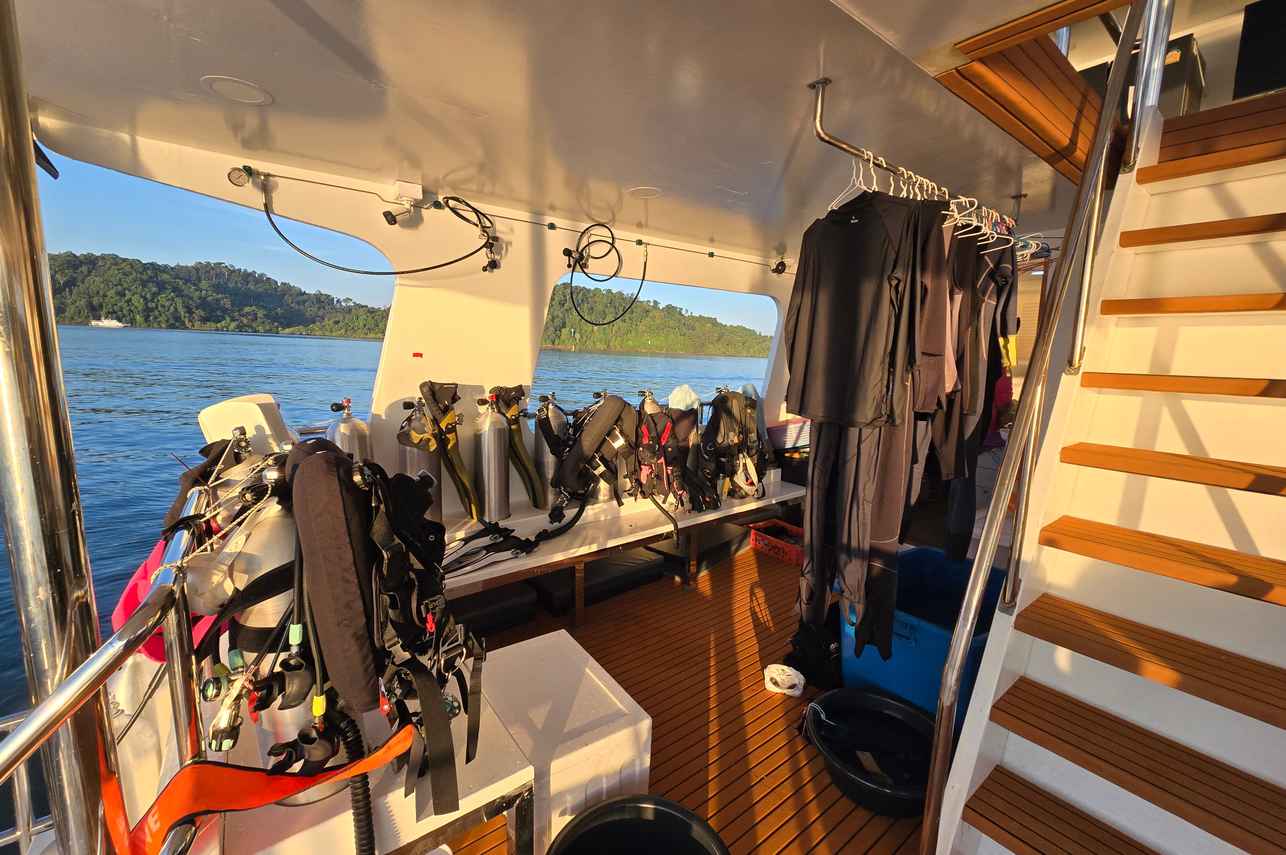 Seatopia Liveaboard