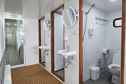 Seatopia Liveaboard
