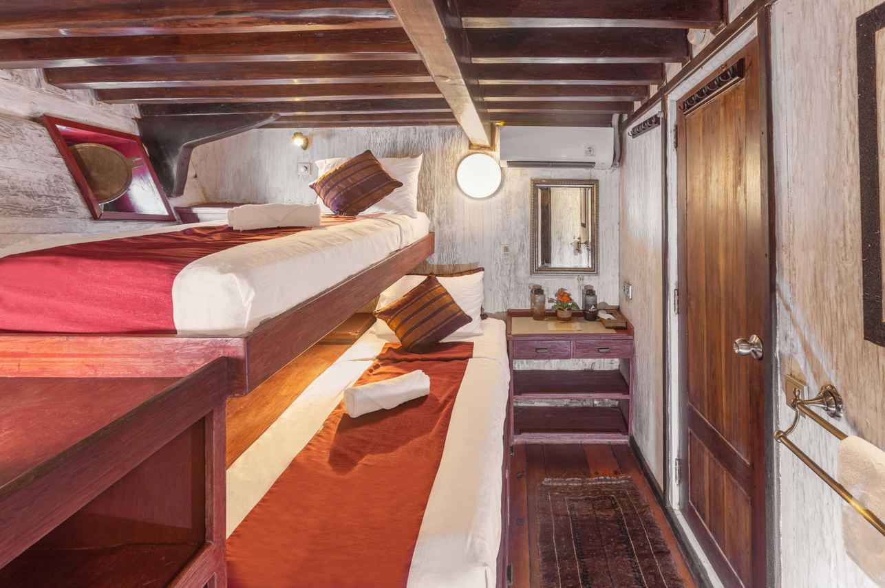 Seven Seas Liveaboard