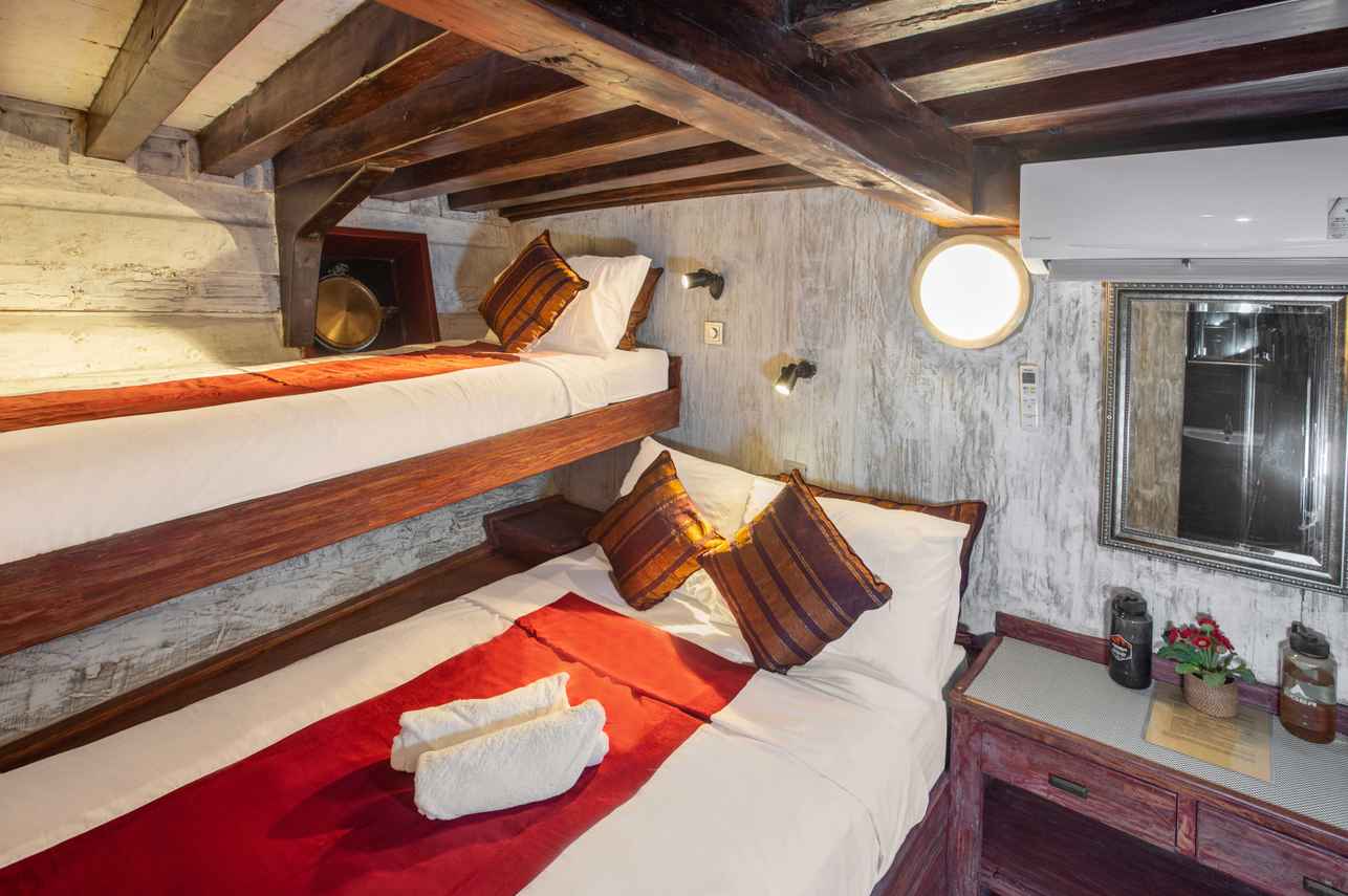Seven Seas Liveaboard
