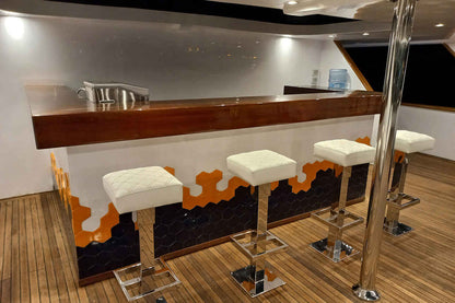 Silky Liveaboard
