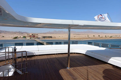 Silky Liveaboard