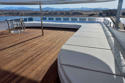 Silky Liveaboard