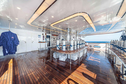 Silky Liveaboard