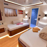 Cabin thumbnail 6