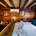 Cabin thumbnail 4
