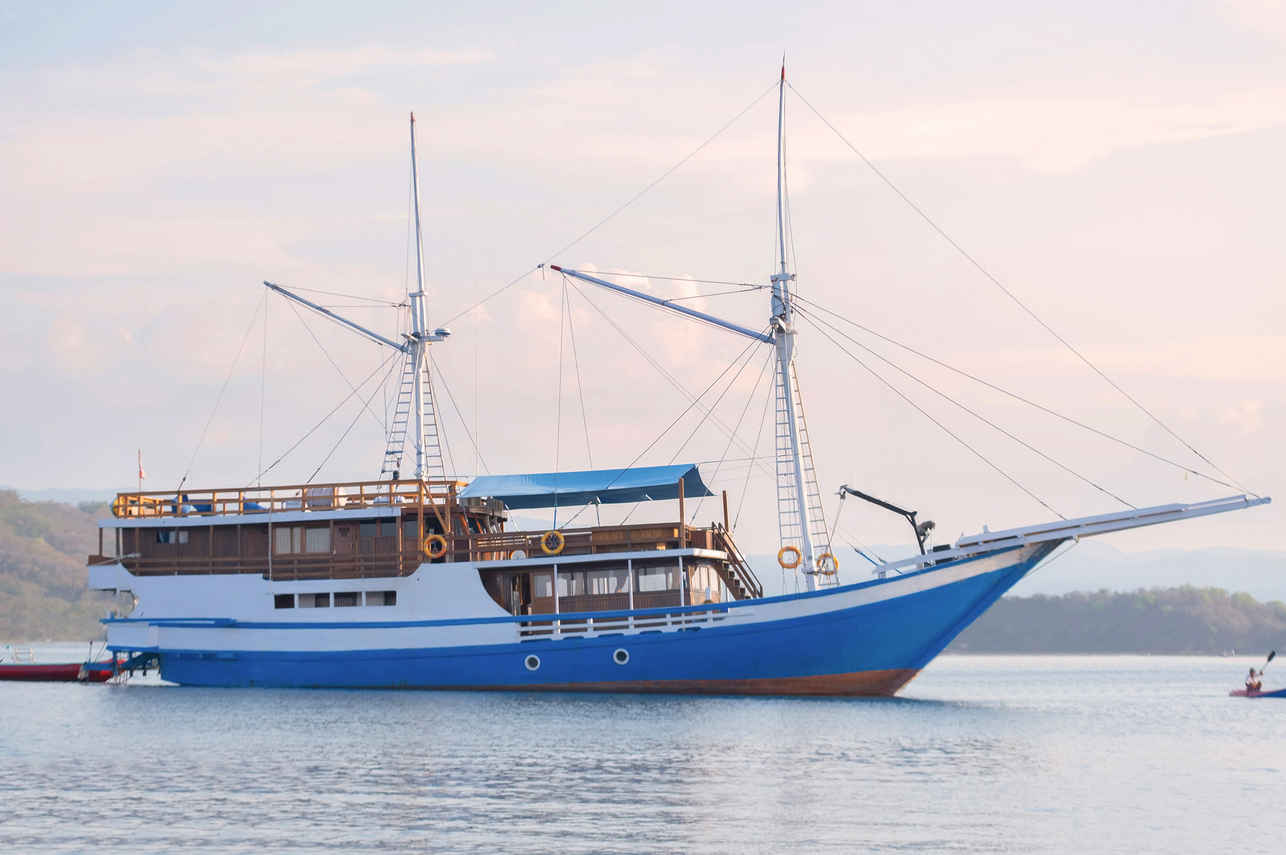 TemuKira Liveaboard Image