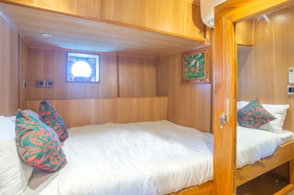 TemuKira Liveaboard