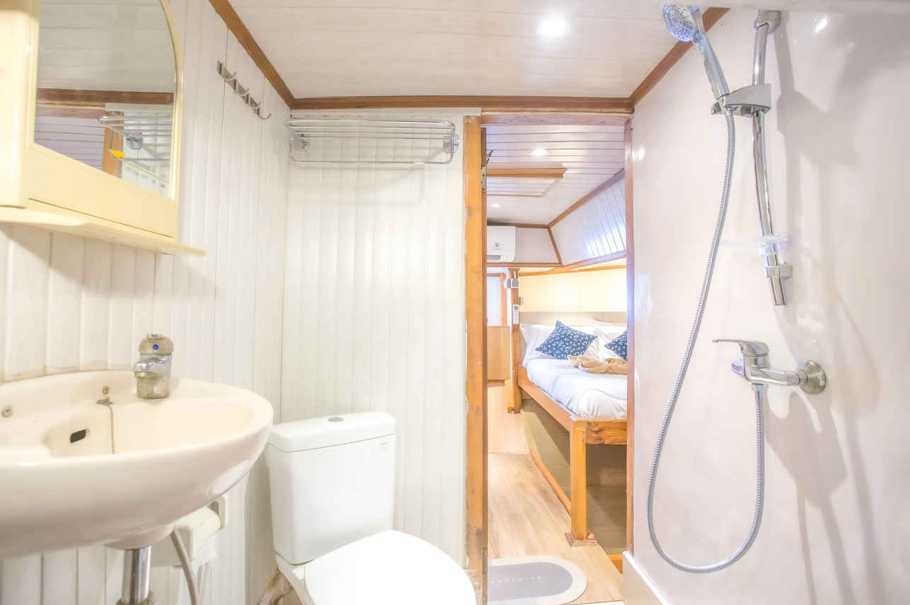 TemuKira Liveaboard