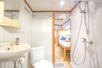 TemuKira Liveaboard