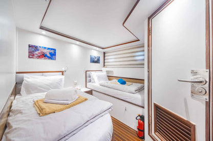 Thunderbird Liveaboard
