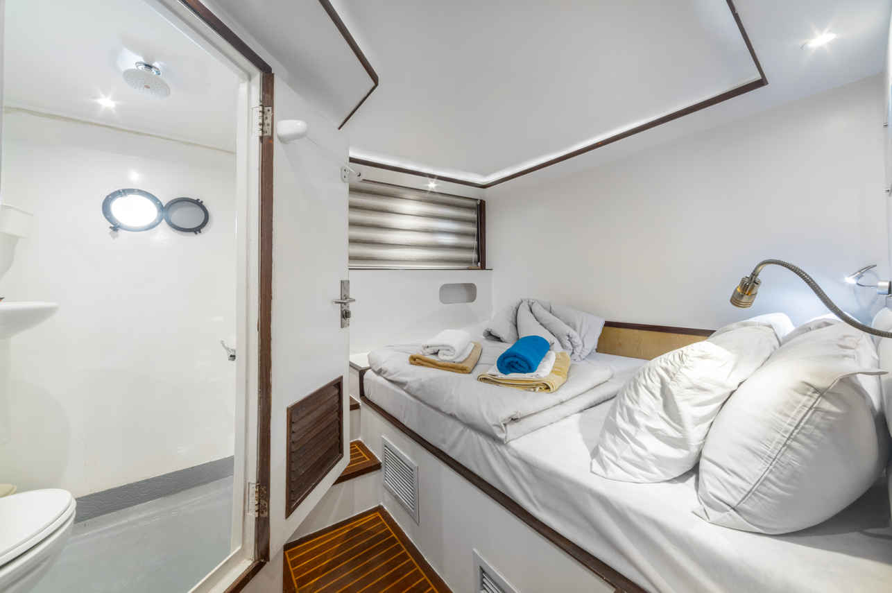Thunderbird Liveaboard