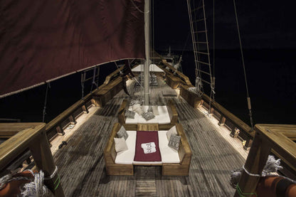 Tiare Cruise