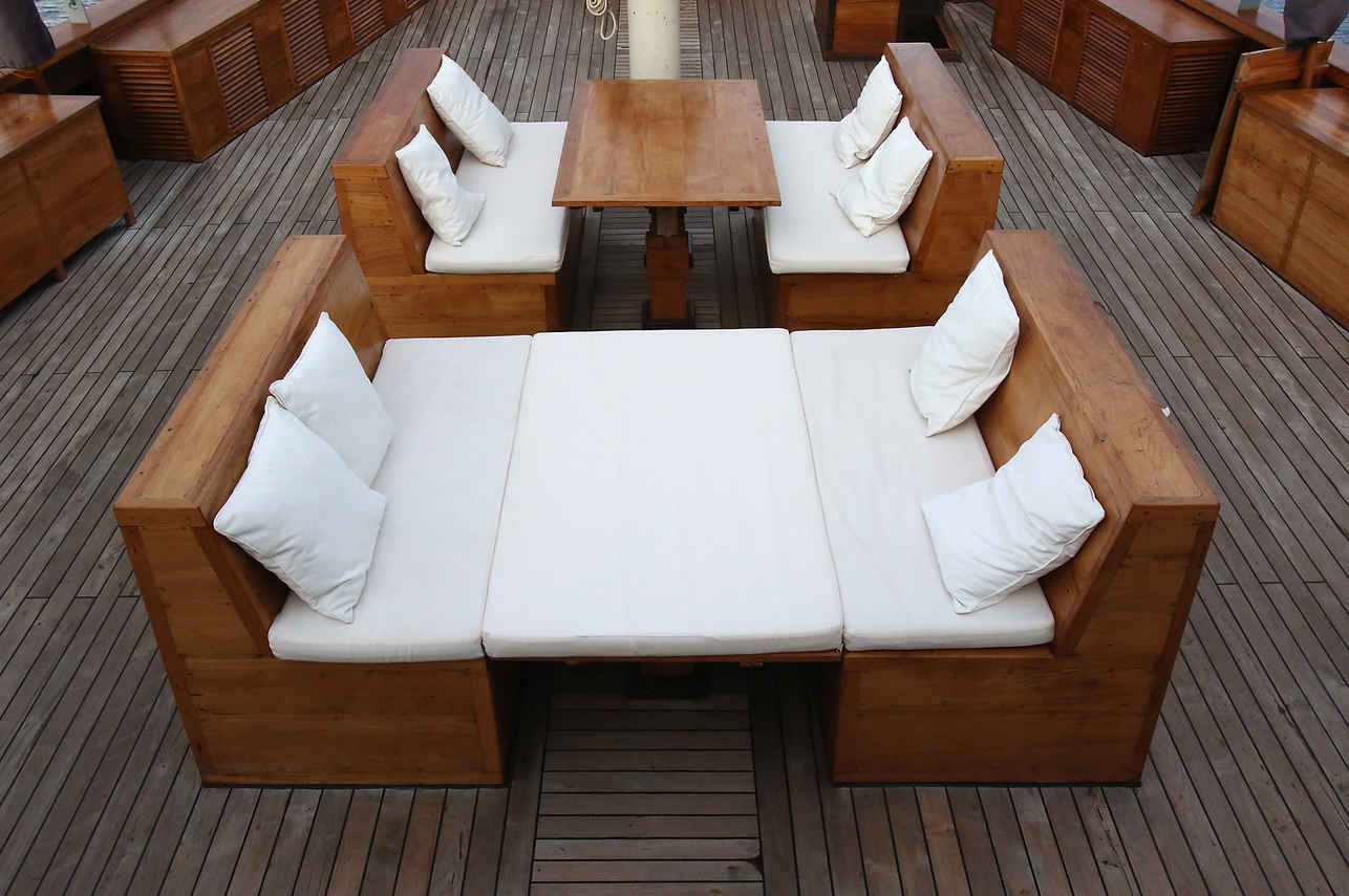 Tiare Cruise