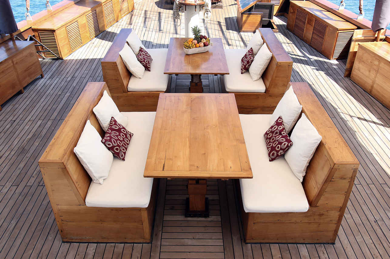 Tiare Cruise
