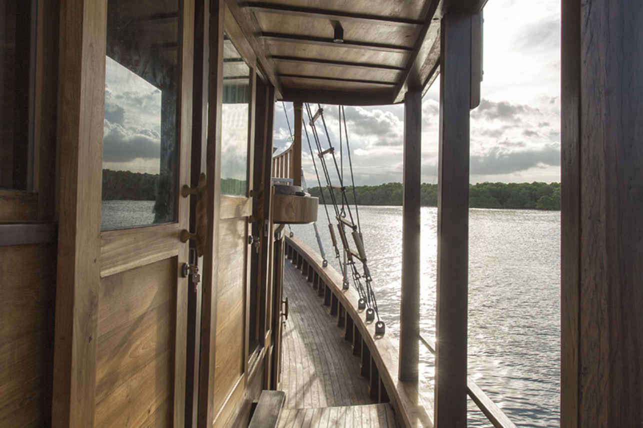 Tiare Cruise