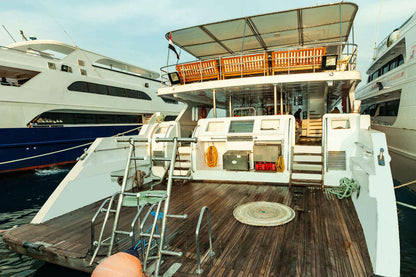 Titan Liveaboard