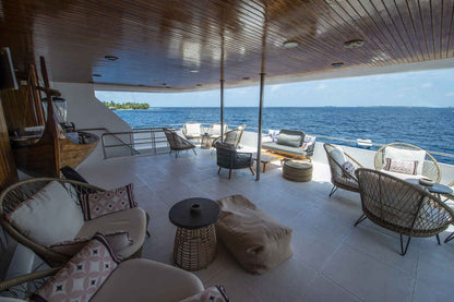 Top Class Cruising - Sachika