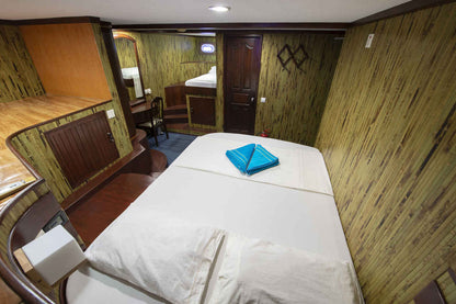 Top Class Cruising - Sachika