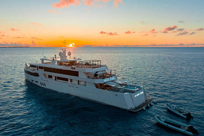 White Pearl Liveaboard
