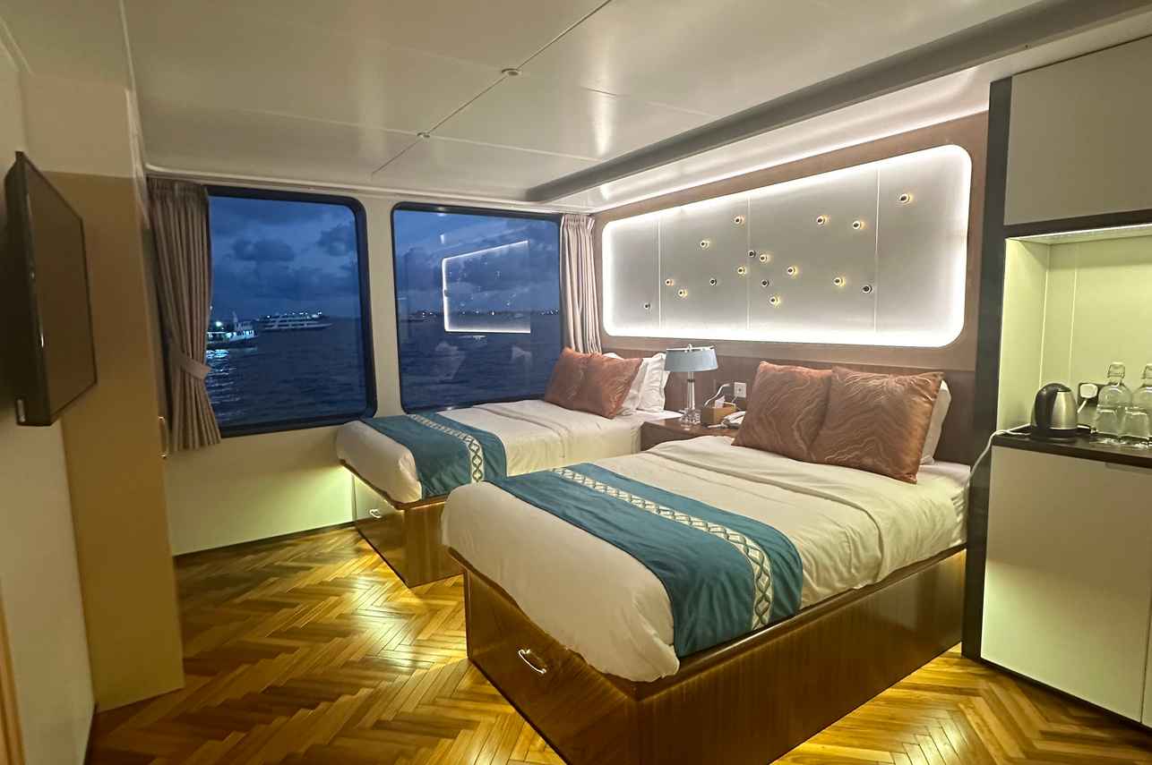 White Pearl Liveaboard