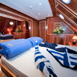 Cabin thumbnail 1