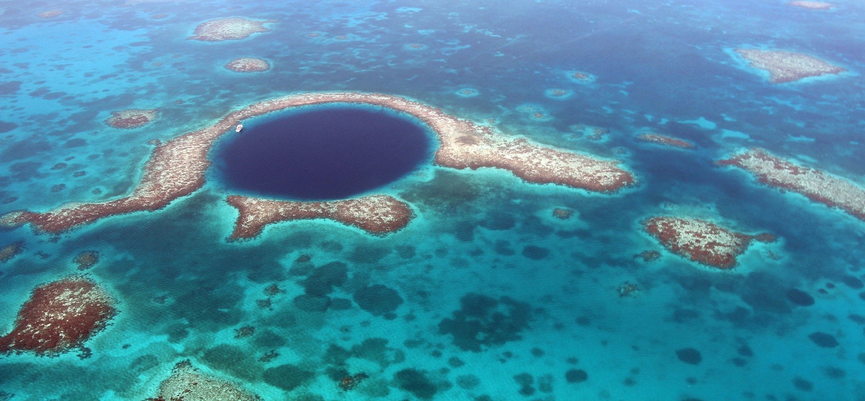 Belize Liveaboard Diving Wide - Blue Hole